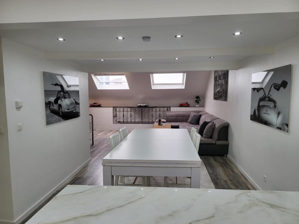 Duplex Elegant Situe A 1Min De La Gare Du Nord Διαμέρισμα Βρυξέλλες Εξωτερικό φωτογραφία